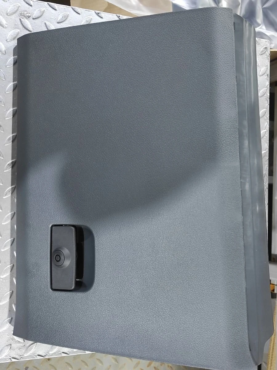 Vehicle Interior Storage Box A31R33-5303012 SB