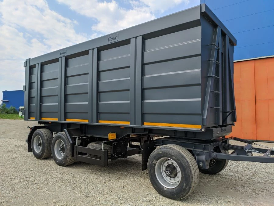 Tri-axle Trailer without Steering Control 94563 with Brake Axles