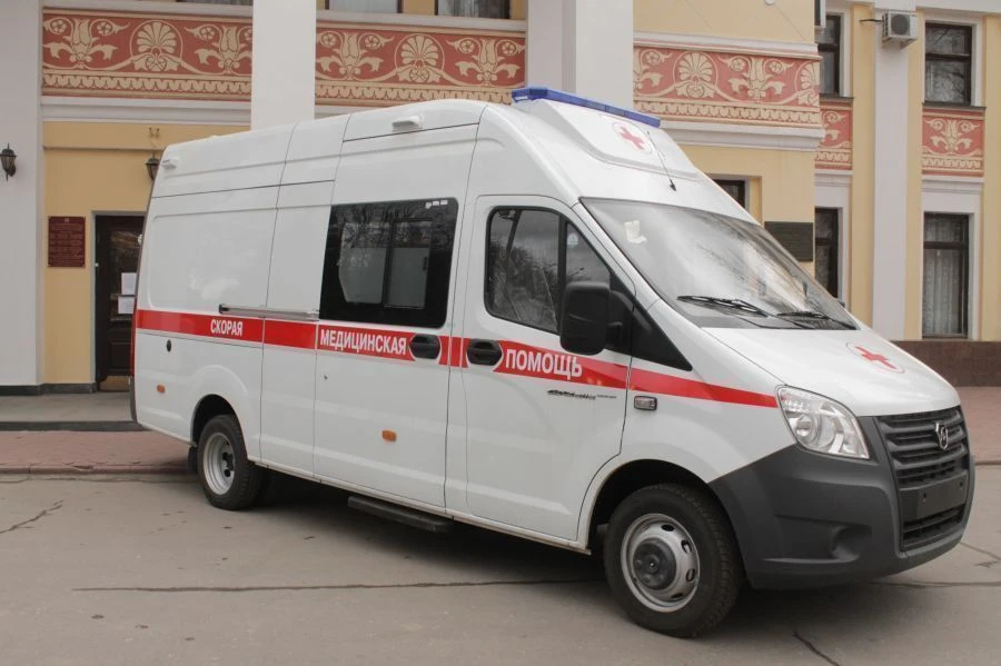 Medical Emergency Vehicles with Gasoline Engine, Type 2243D, Model 22438D