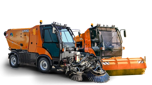 KM-2000 Municipal Cleaning Machine with Hopper and Attachments