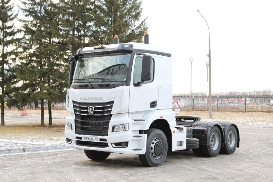 KAMAZ-65656-94 Tractor Unit for Towing Semi-Trailers