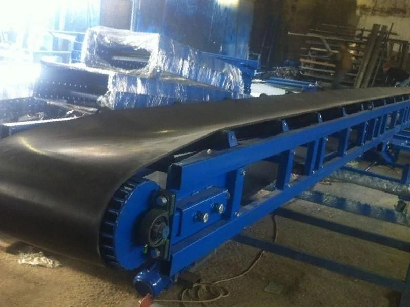 Belt Conveyor for Bulk Material Transport, Model V-800