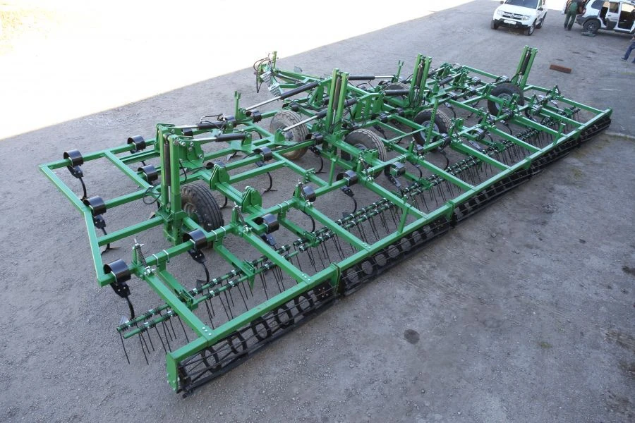 Universal Wide-Width Cultivator KSHU-12
