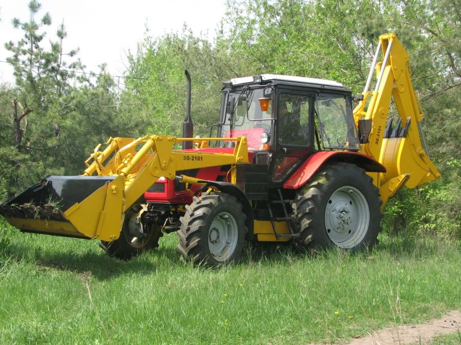 EO-2101 Backhoe Loader - Versatile Excavation and Loading Equipment