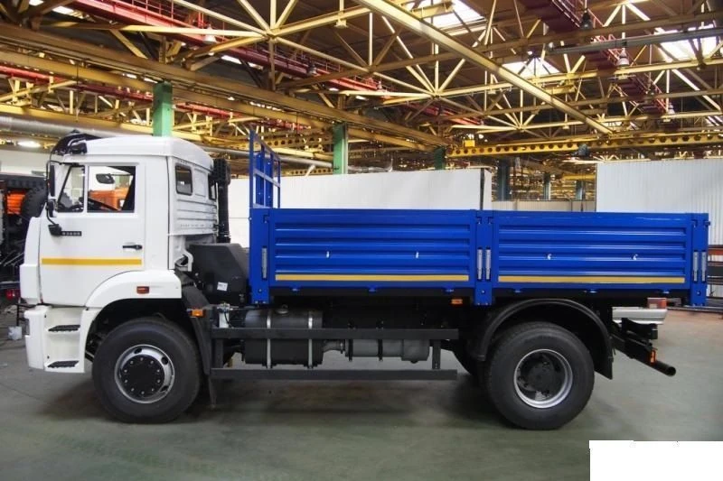 شاحنات ديزل مع هيكل منصة وتاكوغراف، نموذج 67069C