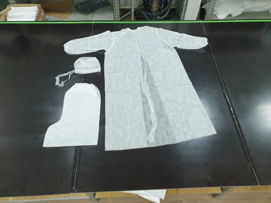 ثوب طبي من مواد غير منسوجة، TU32.50.50-004-67798088-2021