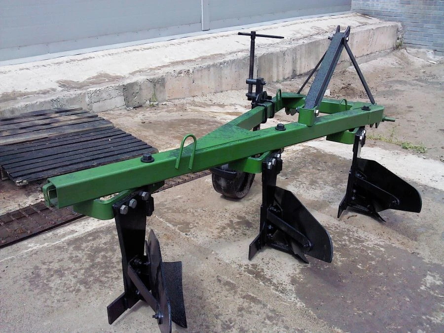 General-Purpose Plow PLN for Cultivating Various Soils