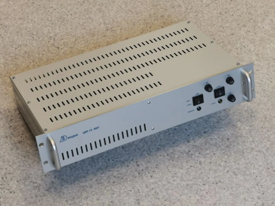 مصدر الطاقة غير المنقطع CVK-16