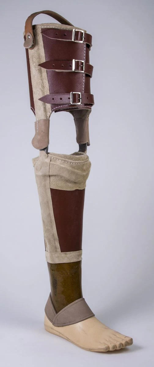 طرف صناعي للساق غير Modular PN3-42 لجميع الأعمار