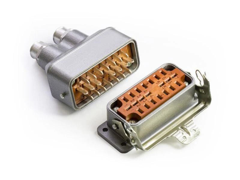 موصل قابس RP14A-30SH3