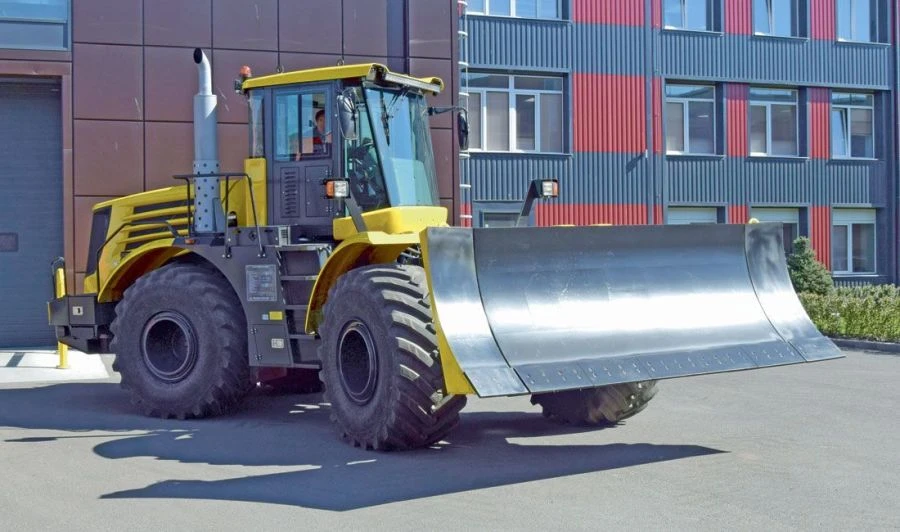 Kirovets K-708BK Universal Wheel Dozer