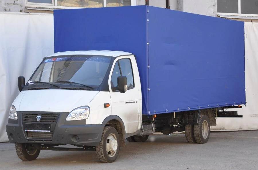 Two-Fuel Commercial Truck with LPG Engine, Model 2834DA/2834DE