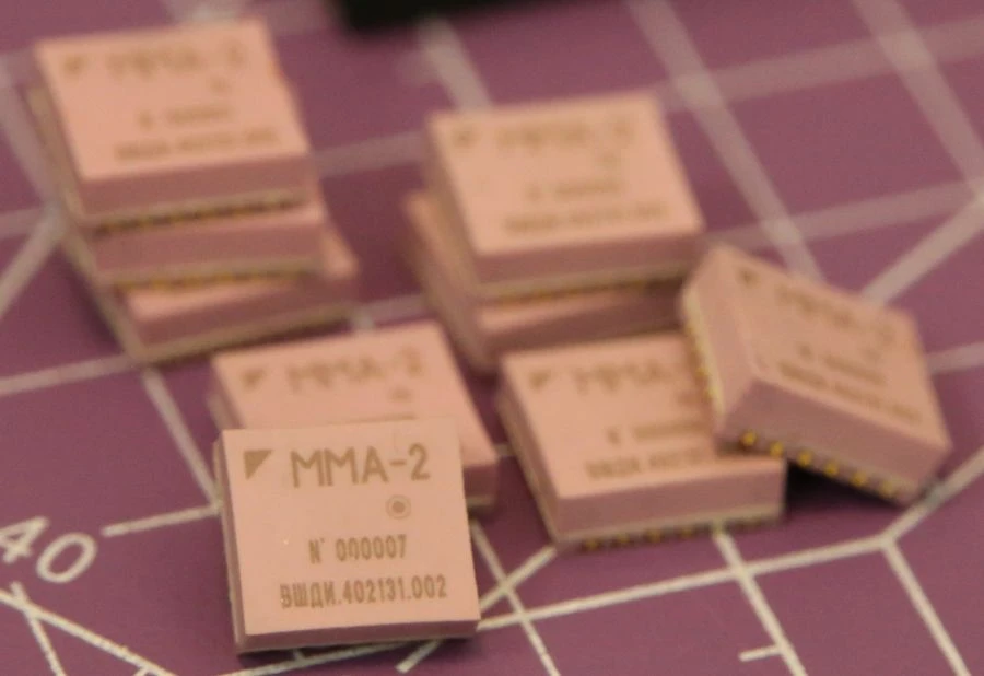 مستشعر التسارع الخطي الميكانيكي MMA-2