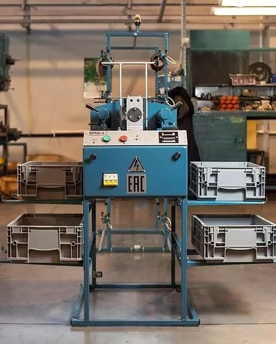 Thread Rewinding Semi-Automatic Machine SPN 2-4