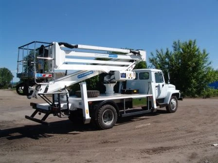 Telescopic Boom Lift AHP-28RT GAZ-33098 27.1m 230/120kg 11.2/13.6m