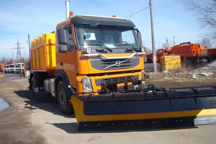 All-Season Combined Road Sweeper MKDU-8