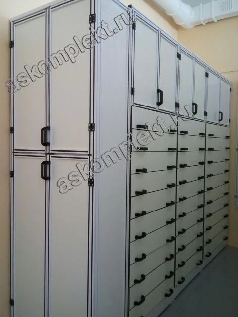 Universal Metal Storage Cabinet "ASKomplekt