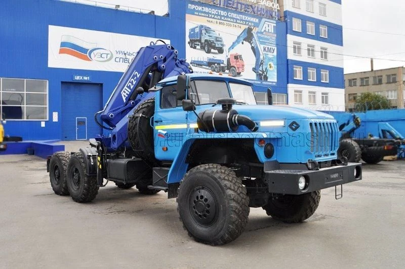 رافعة شاحنة UZST UZST01 483T-14 لعمليات التحميل والتفريغ