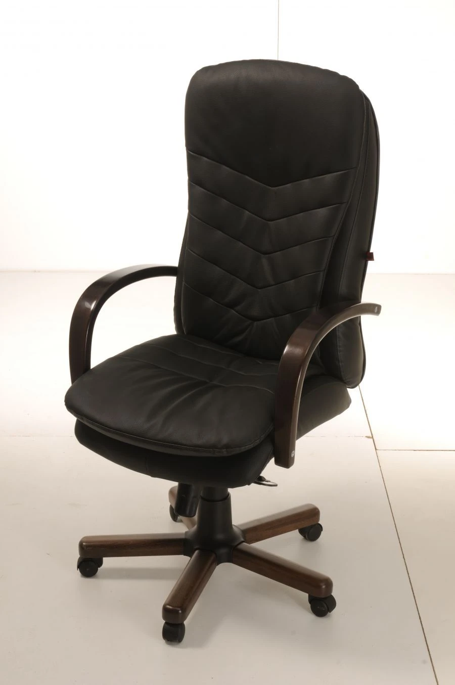 Executive Chair Adele - Comfortable and Stylish