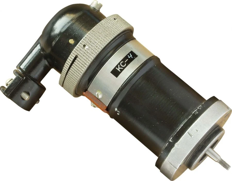 Universal Contact Switch KС-4 for Synchronous Drive Applications