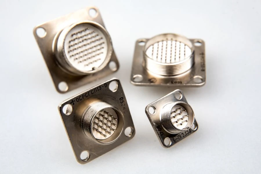 RSGSP Connector (Plug) for Electrical Circuits