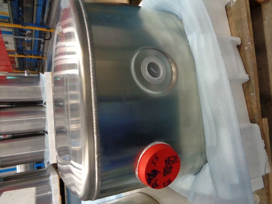 خزان وقود شبه مستطيل 710 مم، 170 لتر لشاحنات فولفو