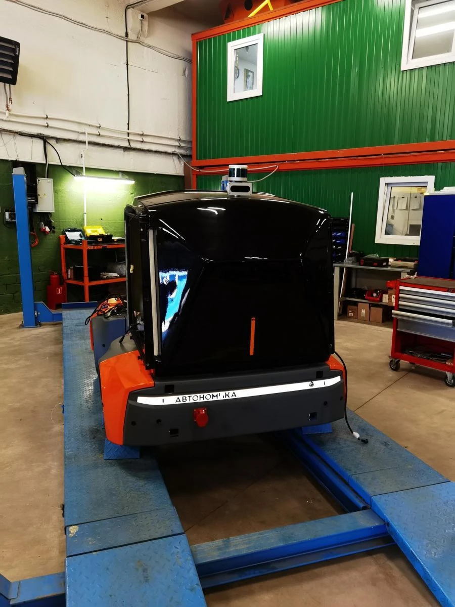 هيكل منصة روبوتية متعددة الوظائف للخدمات البلدية "بكسل