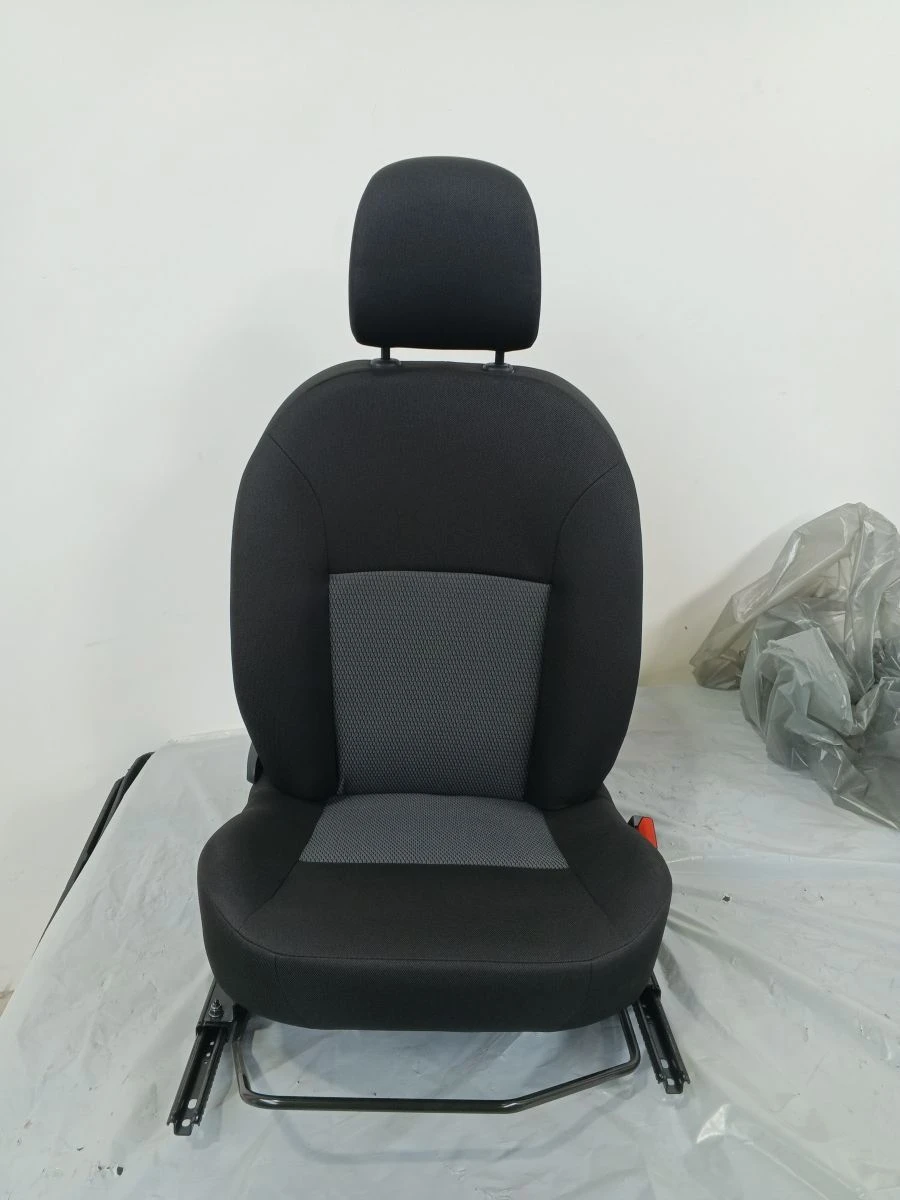 Front Row Seat for Lada Largus - XGE Model 8450109295