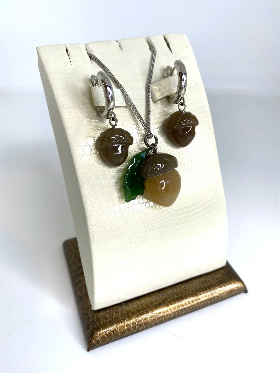 Honey Jade Acorn Jewelry Set