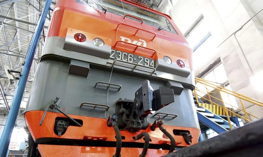 نظام قياس القوى الديناميكية الطولية في الوصلات ذات الدفع والسحب "ساتورن