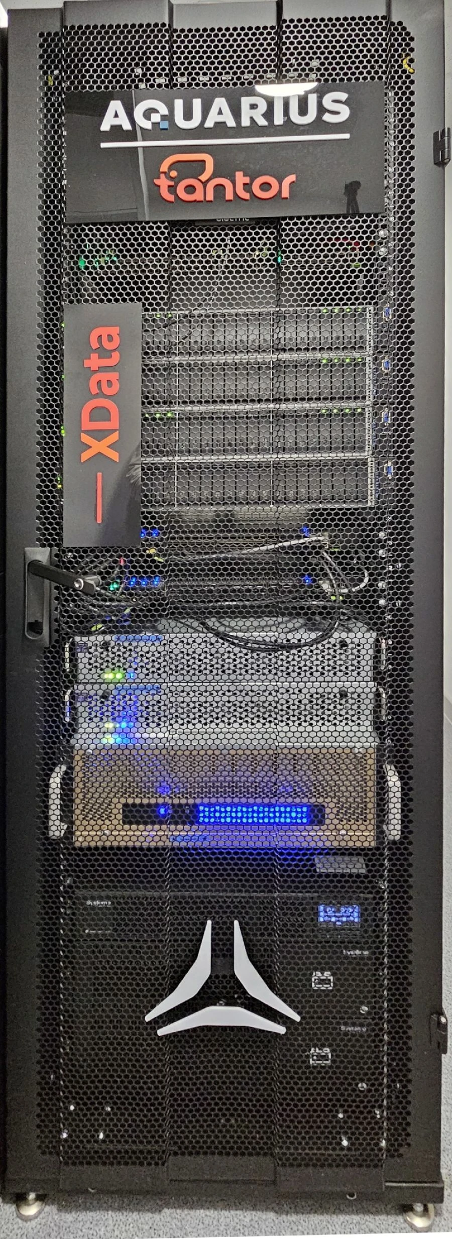 TANTOR XDATA Software-Hardware Complex (TLRC.466535.001)