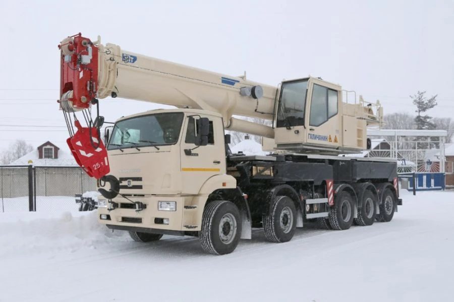 Special Automobile Crane KAS-65715, 50 tons Capacity