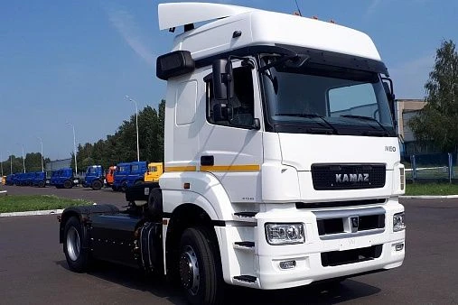 KAMAZ-5490-DC Tractor Unit for Towing Semi-Trailers