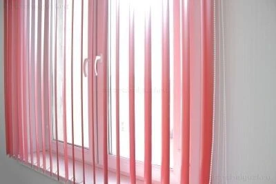 Vertical Plastic Blinds - Adjustable Sun and Privacy Protection