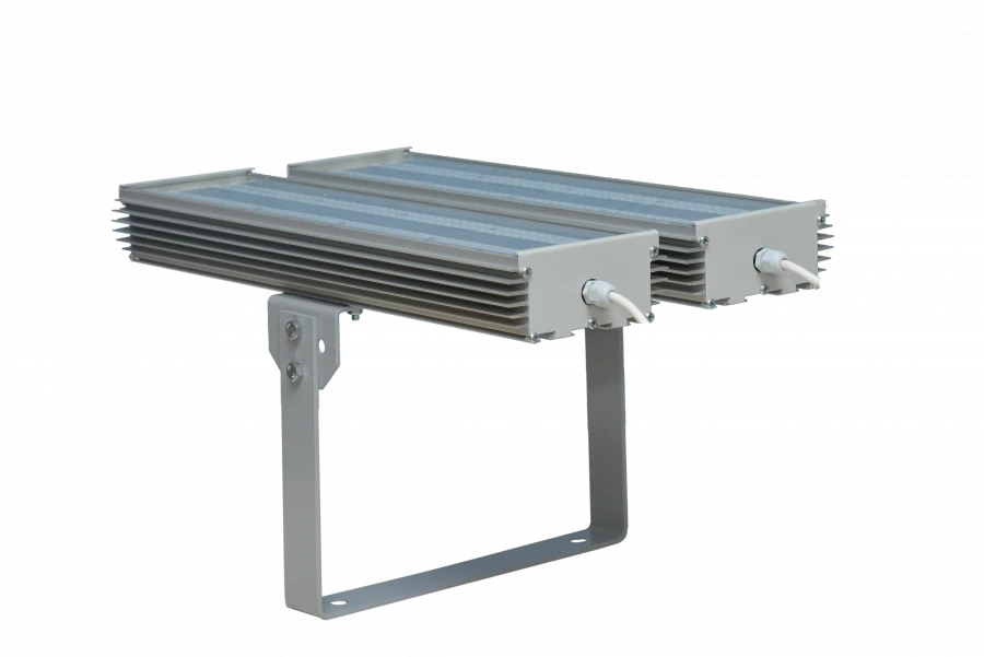 مصباح LED PLO 05-010-5-200 (2x100) ليرا