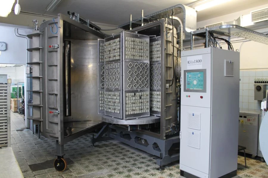 Kepler Vacuum Coating System for Large-Scale Applications