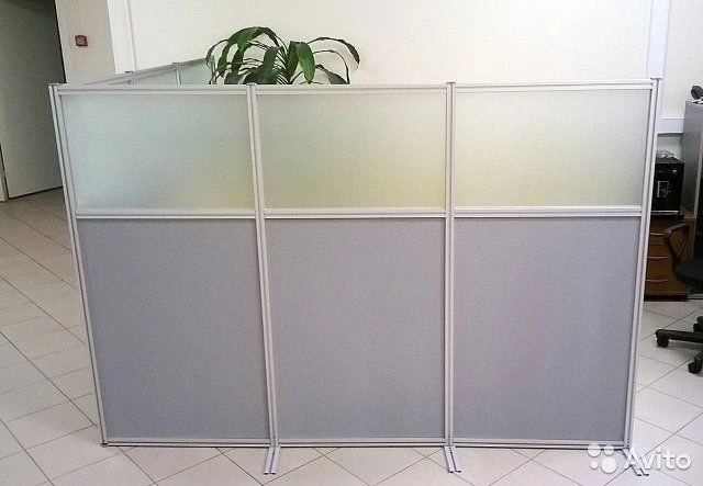 Mobile Office Partition for Flexible Workspaces