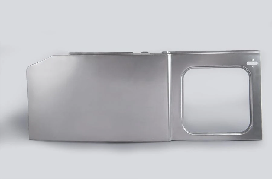 لوحة الجانب الخارجي الأمامية اليسرى 045130540107110