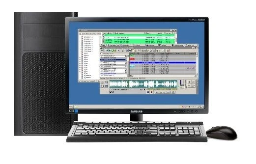 مجمع الأجهزة والبرامج «إستوك»