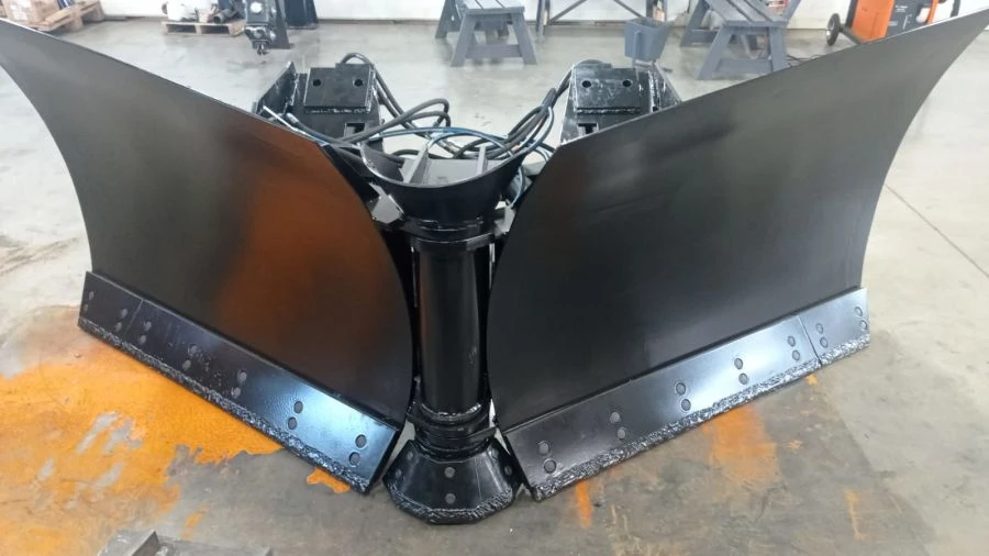 V5 Adjustable Blade for Kirovets K-5 Tractor