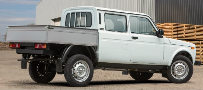 LADA 4x4 Pickup Vehicle VIS Type 2346 Model 234610