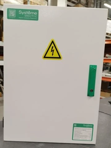 خزانة التحكم والإدارة منخفضة الجهد للأنظمة الكهربائية LVBOX-C