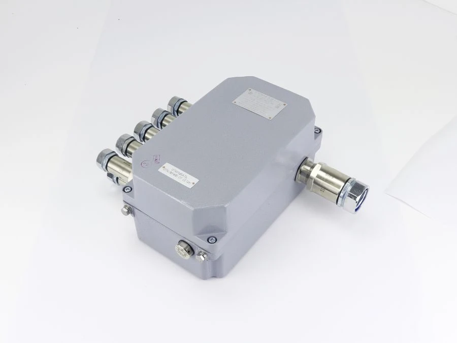 صندوق توصيل عام KZPM4.4-PROM