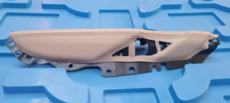 Left Beige Upholstery Armrest for Rear Door 2808657BEG