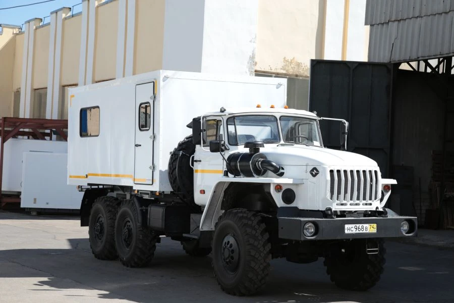 شاحنة ديزل 5777CF بدون رافعة على هيكل أورال 4320-60، 4320-72