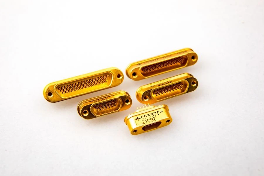 موصل (قابس) SP 397 G للدارات الكهربائية