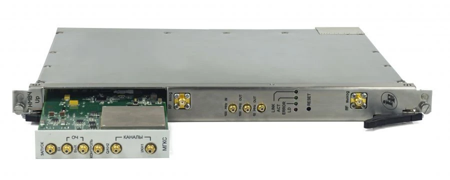 AXIe-0 Up Frequency Converter for Module Integration