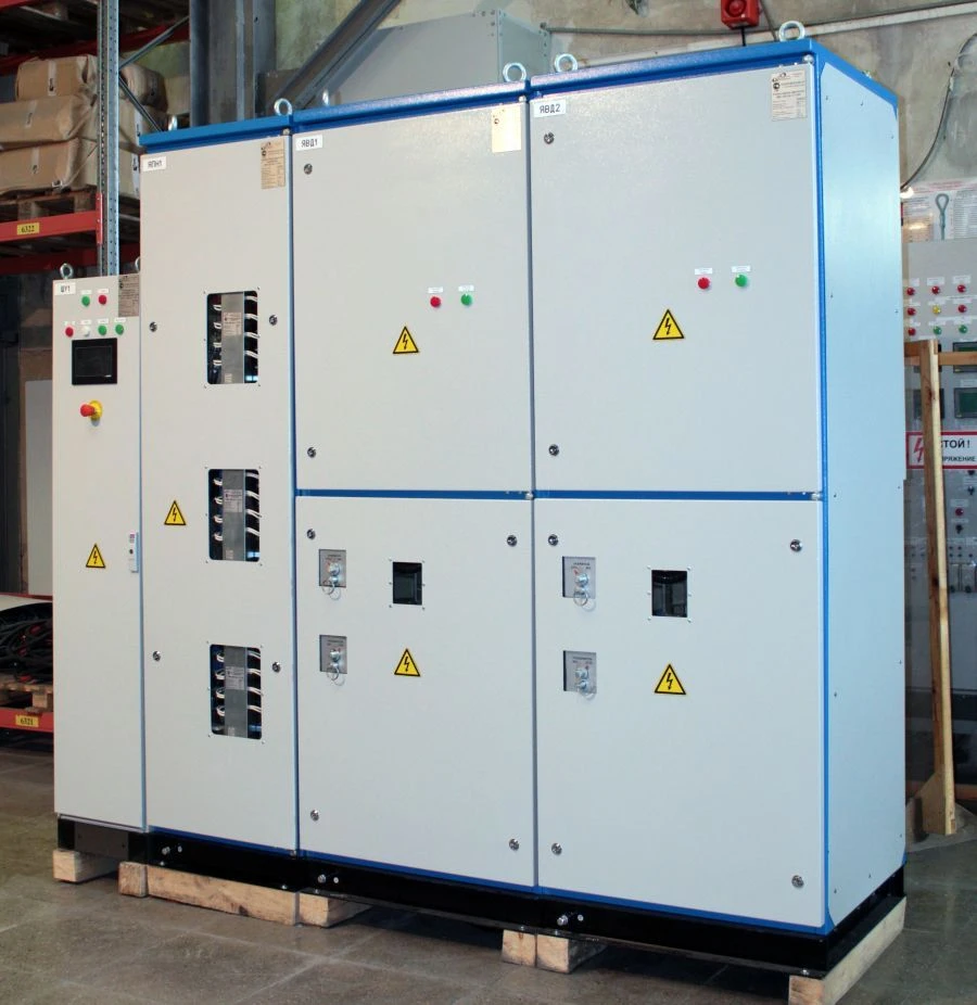 High Voltage Thyristor Converters for Soft Starting PAD-V-G