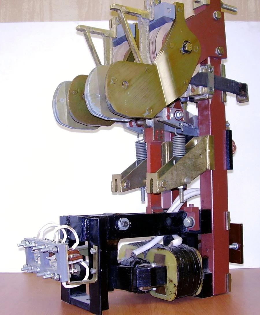 كونتاكتور كيمب-3.12 لتطبيقات الجهد العالي