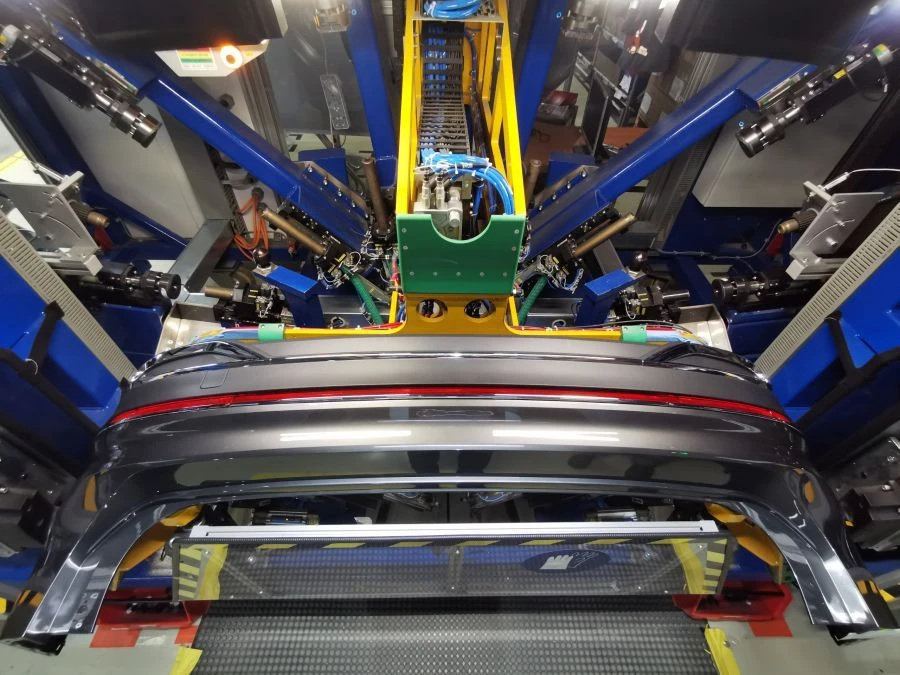 بامبر خلفي لسيارة TIGUAN PA 5NR 807 421 A (جميع الألوان)